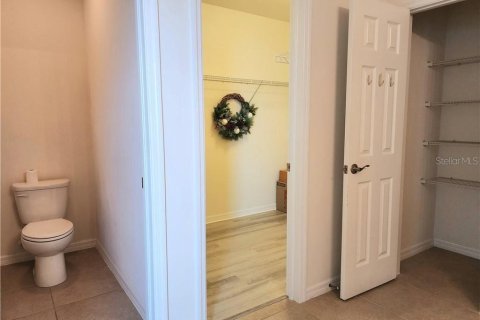 House in Cape Coral, Florida 3 bedrooms, 162.3 sq.m. № 1919157 - photo 14