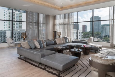 Apartment in Miami, Florida 1 bedroom, 70.79 sq.m. № 2035497 - photo 8