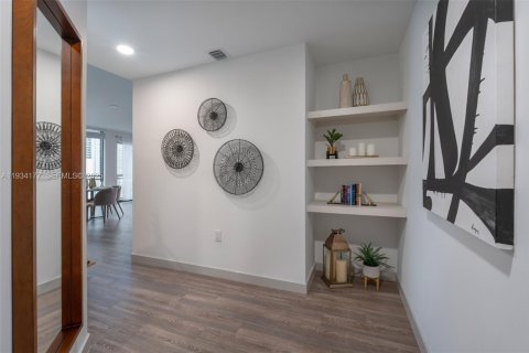 Apartment in Miami, Florida 1 bedroom, 70.79 sq.m. № 2035497 - photo 25