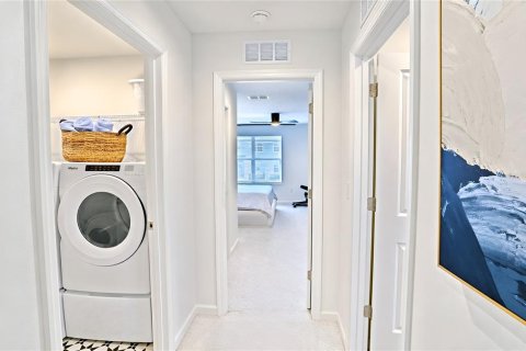 Снять в аренду таунхаус в Киссимми, Флорида 1 комната, 158.31м2, № 2215985 - фото 27