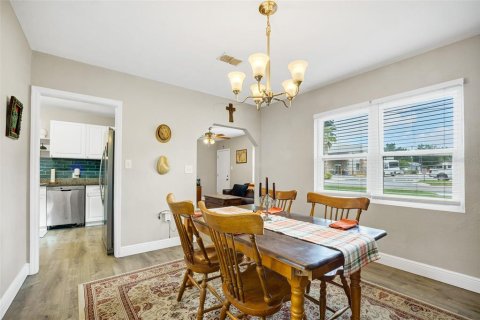 Immobilier commercial à vendre à Winter Haven, Floride: 110.55 m2 № 1869353 - photo 7