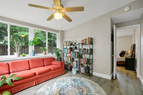 Immobilier commercial à vendre à Winter Haven, Floride: 110.55 m2 № 1869353 - photo 13