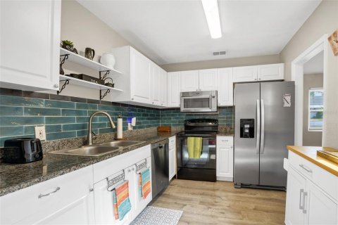Immobilier commercial à vendre à Winter Haven, Floride: 110.55 m2 № 1869353 - photo 10
