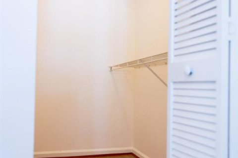Touwnhouse à vendre à Tamarac, Floride: 3 chambres, 151.99 m2 № 2088389 - photo 11