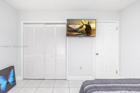 Villa ou maison à vendre à Hialeah, Floride: 4 chambres, 111.58 m2 № 2057117 - photo 14