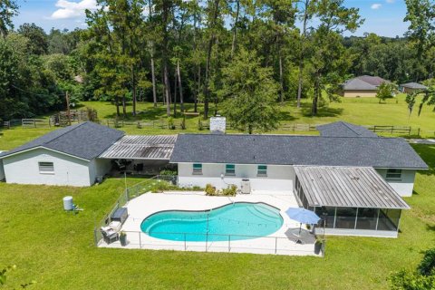Casa en alquiler en Ocala, Florida, 4 dormitorios, 187.48 m2 № 1911723 - foto 1