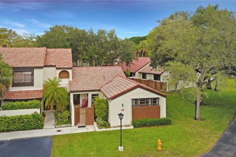 Adosado en venta en Miami, Florida, 2 dormitorios, 107.4 m2 № 1967034 - foto 21