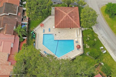 Adosado en venta en Miami, Florida, 2 dormitorios, 107.4 m2 № 1967034 - foto 29