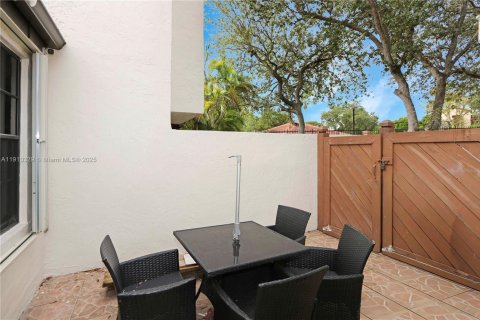 Adosado en venta en Miami, Florida, 2 dormitorios, 107.4 m2 № 1967034 - foto 20
