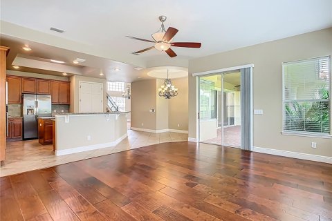 House in Davenport, Florida 4 bedrooms, 374.77 sq.m. № 1798271 - photo 17