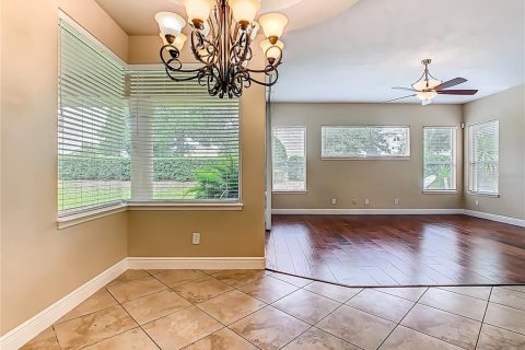 House in Davenport, Florida 4 bedrooms, 374.77 sq.m. № 1798271 - photo 18