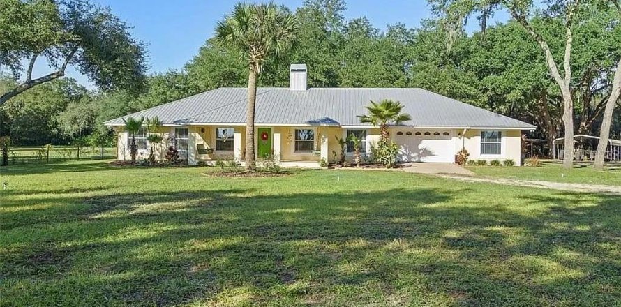 Villa ou maison à Lake Wales, Floride 3 chambres, 246.01 m2 № 1902563