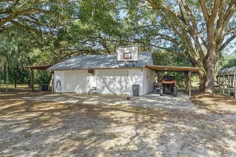 House in Lake Wales, Florida 3 bedrooms, 246.01 sq.m. № 1902563 - photo 7