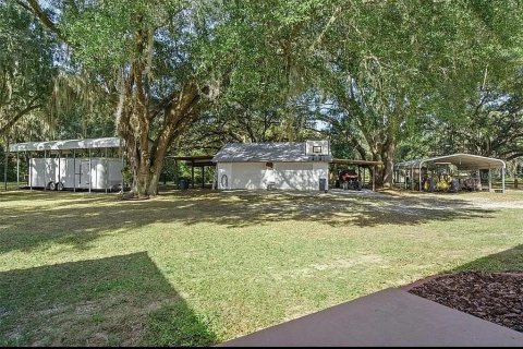 House in Lake Wales, Florida 3 bedrooms, 246.01 sq.m. № 1902563 - photo 5