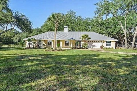 House in Lake Wales, Florida 3 bedrooms, 246.01 sq.m. № 1902563 - photo 14