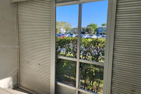 Copropriété à vendre à Hollywood, Floride: 2 chambres, 83.52 m2 № 1697627 - photo 7