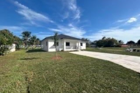 Villa ou maison à vendre à Miami, Floride: 4 chambres, 195.09 m2 № 2169406 - photo 6