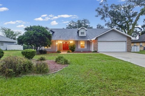 Villa ou maison à Bartow, Floride 3 chambres, 207.36 m2 № 2410206