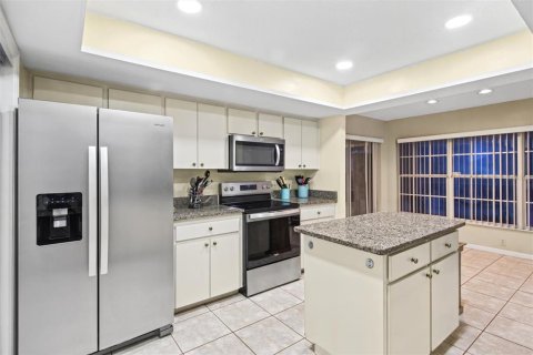 Villa ou maison à vendre à Bartow, Floride: 3 chambres, 207.36 m2 № 2410206 - photo 14