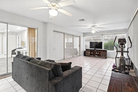 Villa ou maison à vendre à Bartow, Floride: 3 chambres, 207.36 m2 № 2410206 - photo 29
