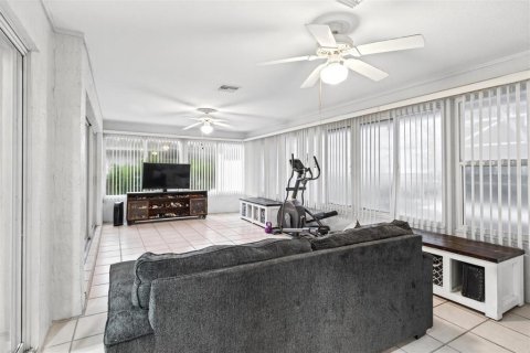 Villa ou maison à vendre à Bartow, Floride: 3 chambres, 207.36 m2 № 2410206 - photo 28