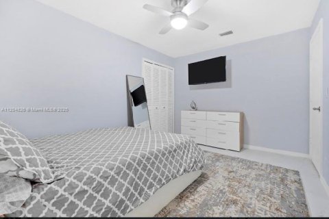 Villa ou maison à louer à Wellington, Floride: 4 chambres, 159.05 m2 № 1861673 - photo 27