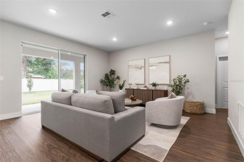 House in Palm Coast, Florida 4 bedrooms, 174.01 sq.m. № 1900663 - photo 13