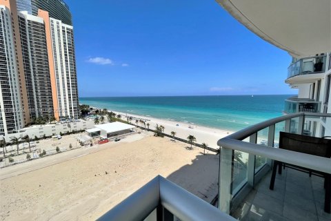 Condo à Sunny Isles Beach, Floride, 1 chambre № 2080319