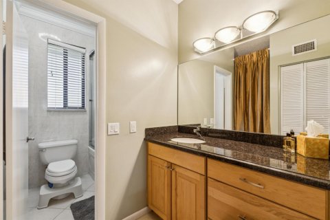 Touwnhouse à vendre à Lake Worth, Floride: 3 chambres, 139.54 m2 № 2343566 - photo 24