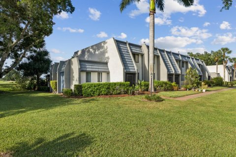 Touwnhouse à vendre à Lake Worth, Floride: 3 chambres, 139.54 m2 № 2343566 - photo 29