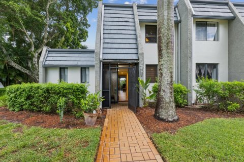 Touwnhouse à vendre à Lake Worth, Floride: 3 chambres, 139.54 m2 № 2343566 - photo 4