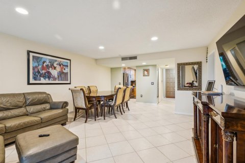 Touwnhouse à vendre à Lake Worth, Floride: 3 chambres, 139.54 m2 № 2343566 - photo 12
