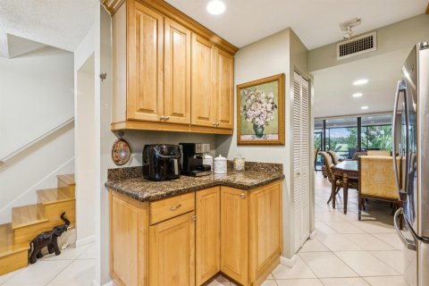 Touwnhouse à vendre à Lake Worth, Floride: 3 chambres, 139.54 m2 № 2343566 - photo 8
