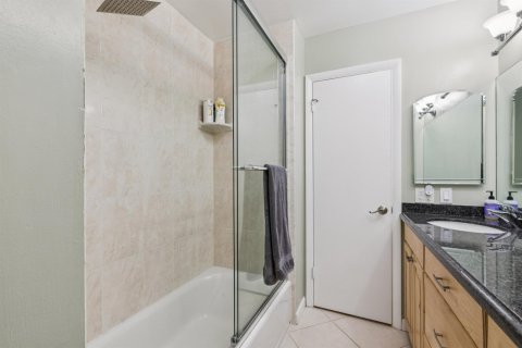 Touwnhouse à vendre à Lake Worth, Floride: 3 chambres, 139.54 m2 № 2343566 - photo 17