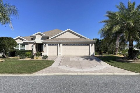 Villa ou maison à The Villages, Floride 3 chambres, 179.3 m2 № 2396465