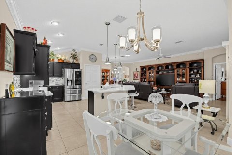 Villa ou maison à vendre à The Villages, Floride: 3 chambres, 179.3 m2 № 2396465 - photo 17