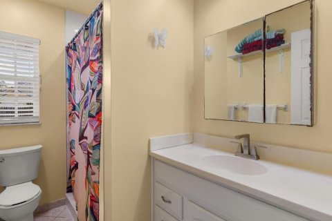 House in Vero Beach, Florida 4 bedrooms, 218.23 sq.m. № 2082813 - photo 27