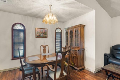 House in Vero Beach, Florida 4 bedrooms, 218.23 sq.m. № 2082813 - photo 12