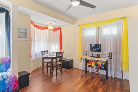 House in Vero Beach, Florida 4 bedrooms, 218.23 sq.m. № 2082813 - photo 20