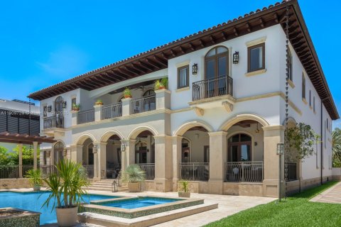 Casa en venta en Miami Beach, Florida, 6 dormitorios, 1036.79 m2 № 1965884 - foto 7