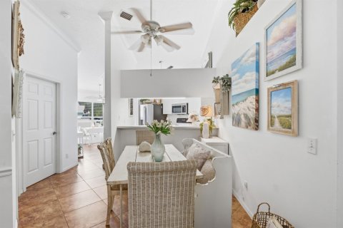 Condominio en venta en Port St. Lucie, Florida, 2 dormitorios, 90.77 m2 № 2288317 - foto 18