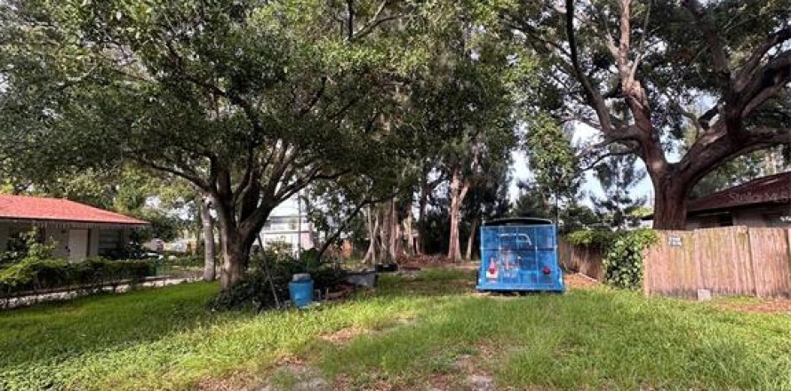 Terrain à Clearwater, Floride № 2208336