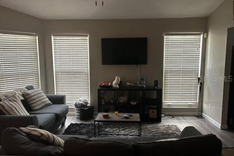 Condominio en alquiler en Tampa, Florida, 1 dormitorio, 129.04 m2 № 1906213 - foto 4