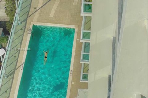 Condominio en alquiler en Miami, Florida, 2 dormitorios, 96.71 m2 № 2008563 - foto 15