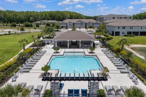 Townhouse in VOLANTI in Lutz, Florida 3 bedrooms, 208.38 sq.m. № 2215704 - photo 26