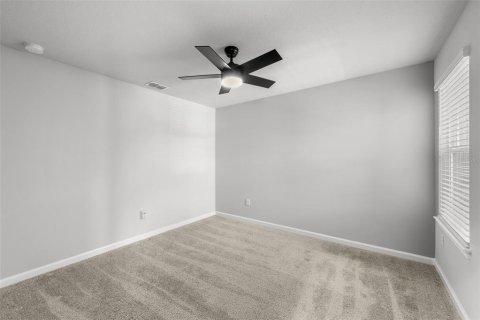 Townhouse in VOLANTI in Lutz, Florida 3 bedrooms, 208.38 sq.m. № 2215704 - photo 18