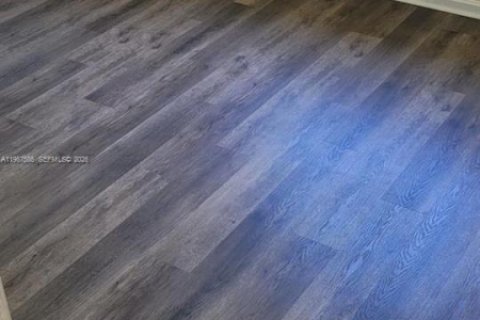 Townhouse in Homestead, Florida 3 bedrooms, 132.2 sq.m. № 2029512 - photo 15