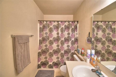 Duplex in Lakeland, Florida 2 bedrooms, 106.84 sq.m. № 1874064 - photo 11