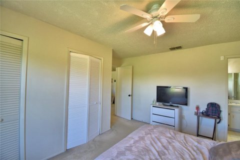 Duplex in Lakeland, Florida 2 bedrooms, 106.84 sq.m. № 1874064 - photo 21