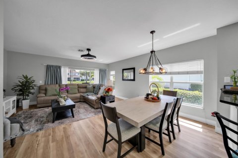 Touwnhouse à louer à Lehigh Acres, Floride: 2 chambres, 111.95 m2 № 2390118 - photo 5